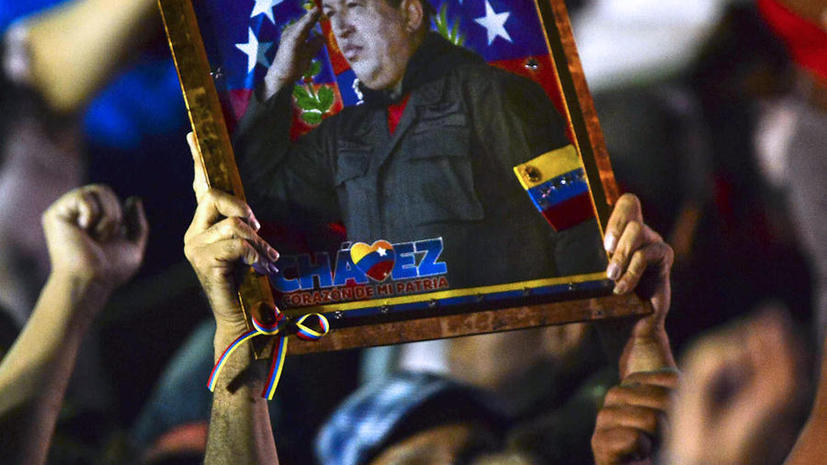 Уго Чавесу посмертно вручили премию в области журналистики