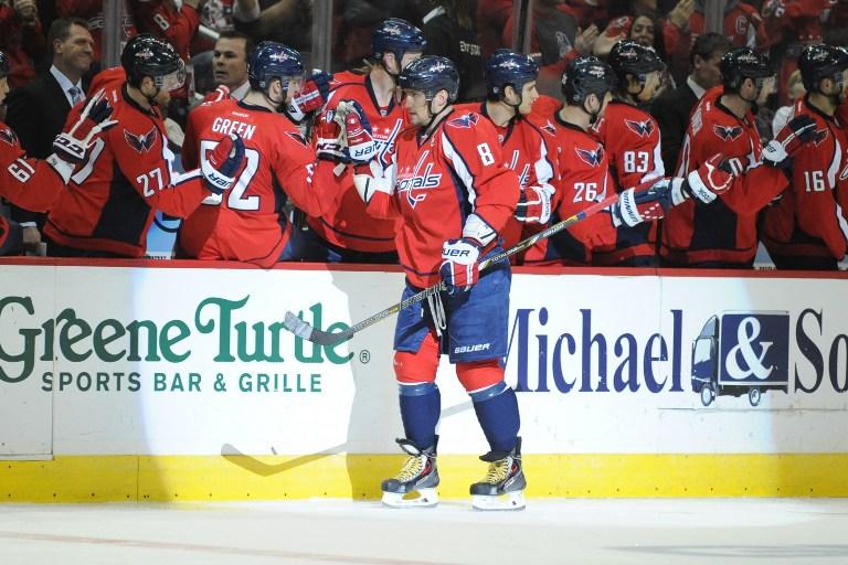 Александр Овечкин вышел на первое место в списке лучших снайперов NHL