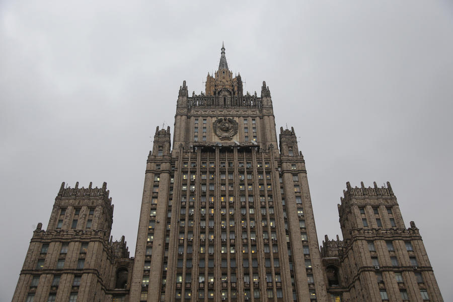 МИД: Россия ждёт от Голландии обстоятельных объяснений по инциденту с дипломатом Бородиным