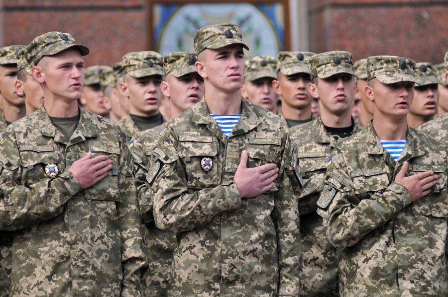 СМИ: Немецкие спецслужбы оценивают вероятное количество погибших на Украине в 50 тыс.