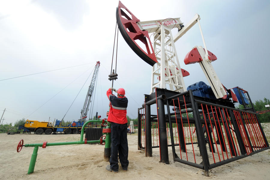 Россия установила рекорд по добыче нефти