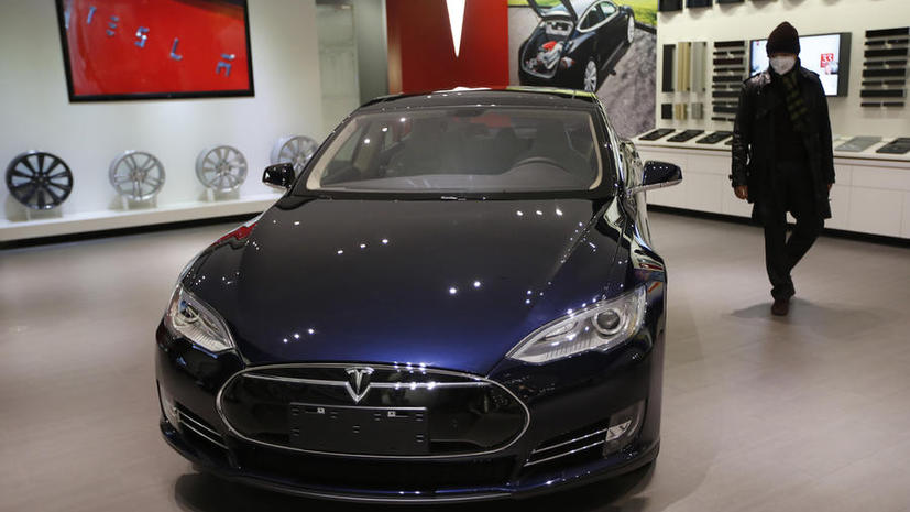 Компания Tesla начала продажу подержанных электромобилей в интернете