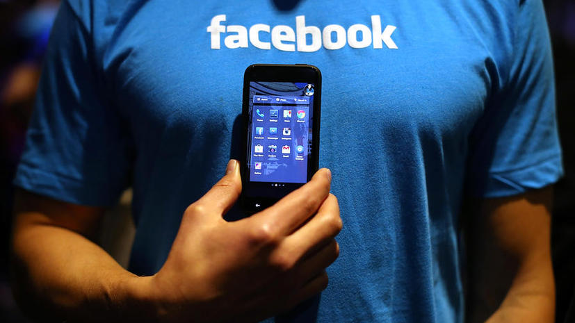 Facebook продемонстрировал сразу семь смартфонов с фирменной системой
