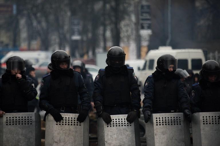 МВД и СБ Украины выставили радикалам ультиматум