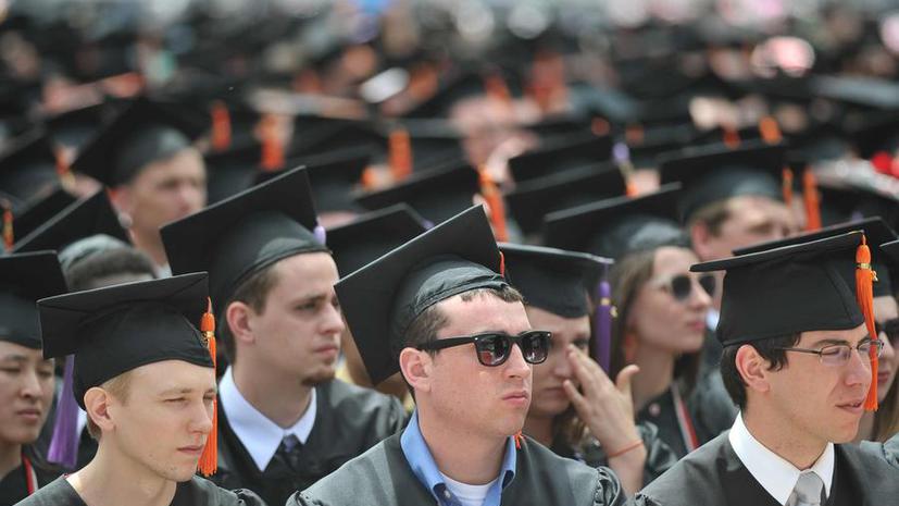 Студенты Гарварда отказываются от гуманитарных наук из-за высокой безработицы