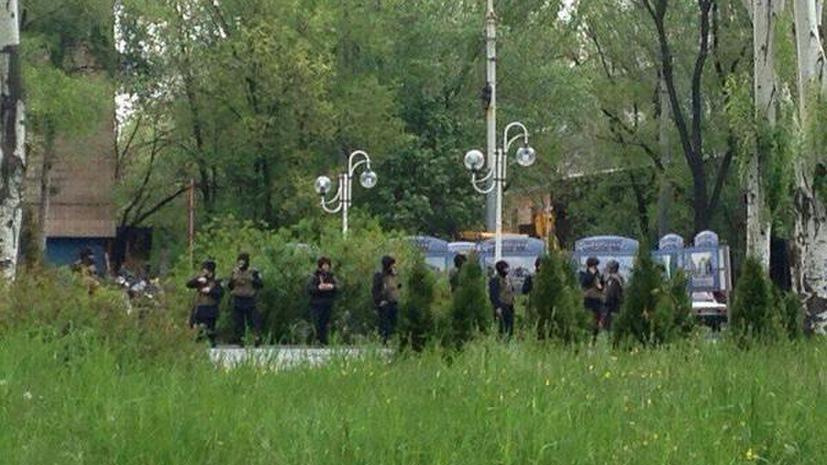 Очевидцы: Горсовет Мариуполя несколько раз переходил из рук в руки
