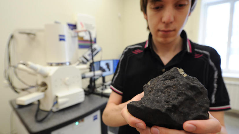 Метеорит, упавший в России месяц назад, назовут «Челябинск»