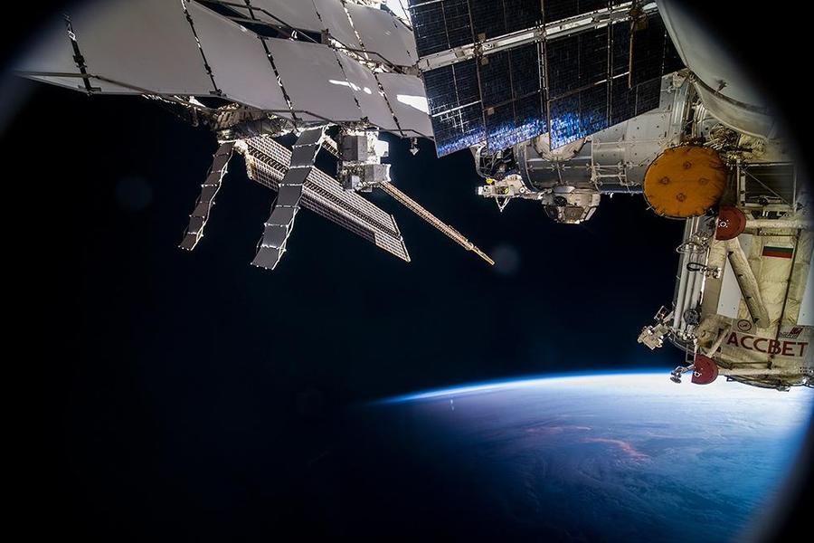 СМИ: Исследователи космоса из России и США будут готовиться к межпланетным полётам
