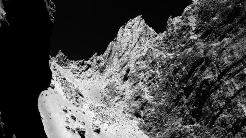 Высокие горы и глубокие кратеры: учёные опубликовали подробные данные о комете Чурюмова-Герасименко
