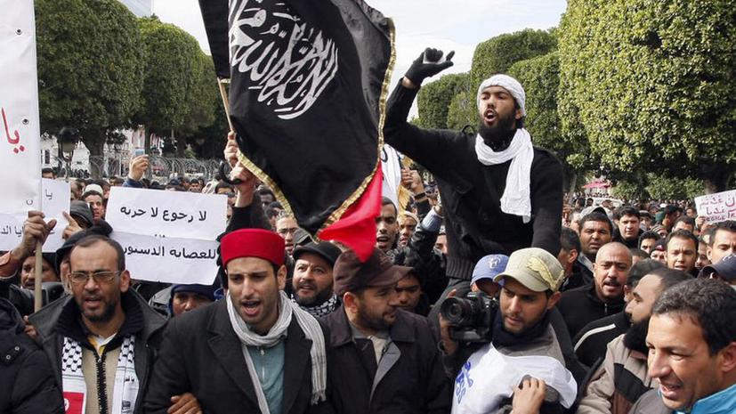 Исламисты Туниса объявили «войну» профсоюзам