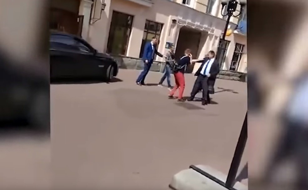 Правоохранители установили участников инцидента с BMW на Арбате