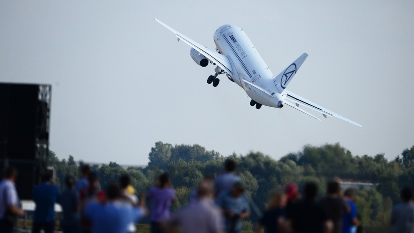 Российский SuperJet 100 сделают более вместительным