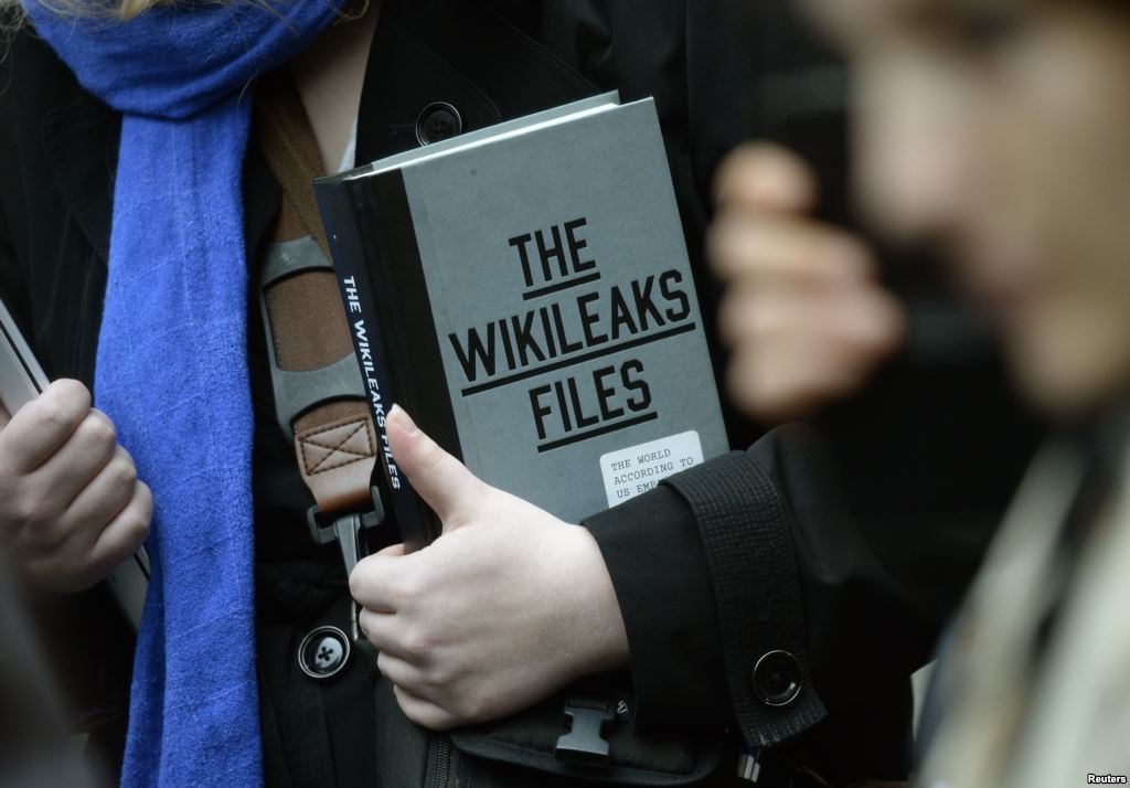 WikiLeaks: Сорос давал Клинтон инструкции по устранению беспорядков в Албании
