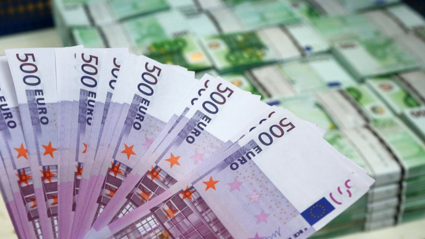 Защиту не устраивает счёт: адвокаты Захарченко не обнаружили ещё €300 млн у своего клиента