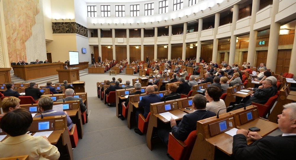 20 лет спустя: почему оппозиция неожиданно оказалась в белорусском парламенте