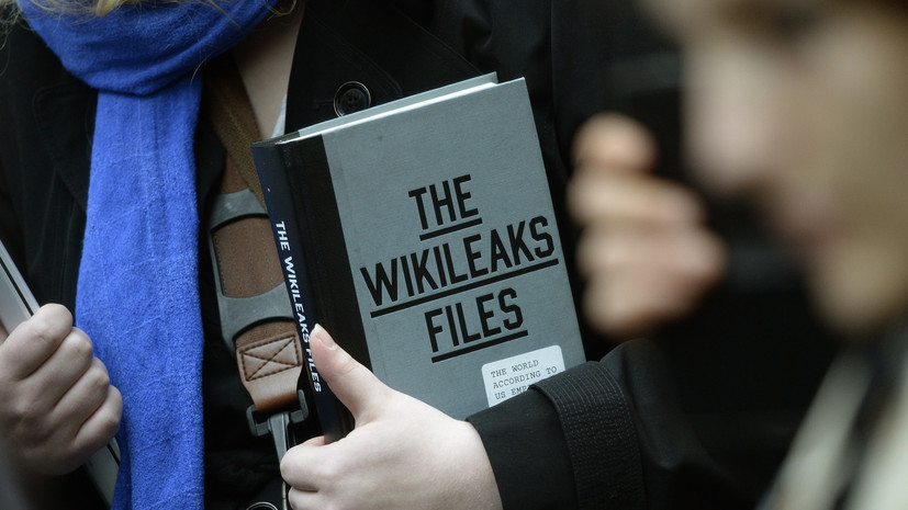 Быстрее — значит хуже: RT обвинили в публикации писем главы штаба Клинтон раньше WikiLeaks