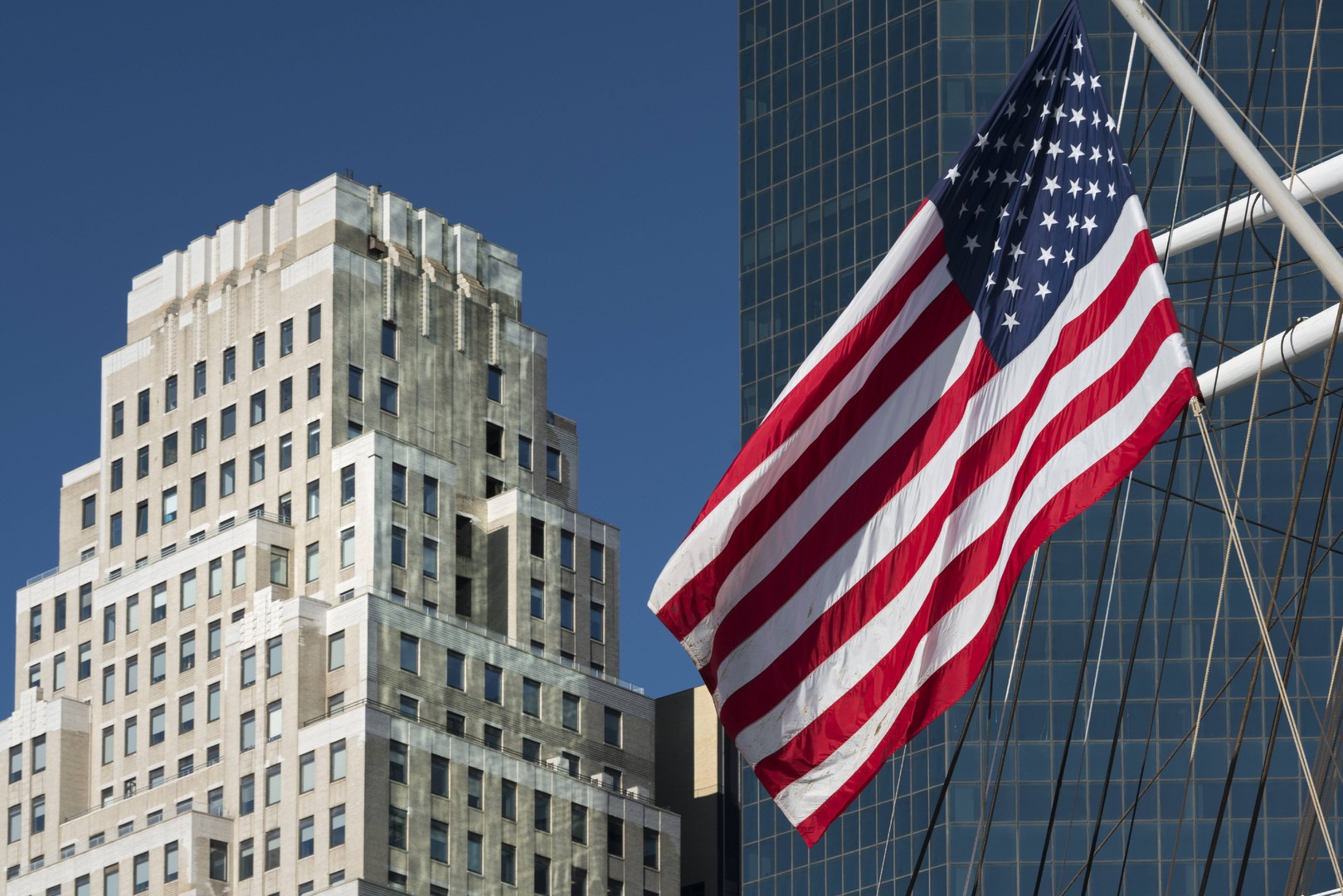 Больше оружия, меньше Госдепа: о чём говорит проект бюджета США на 2018 год