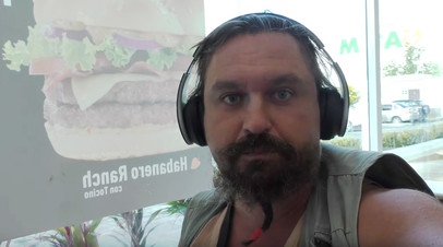 Алексей Макеев, избитый в Мексике из-за неадекватного поведения.