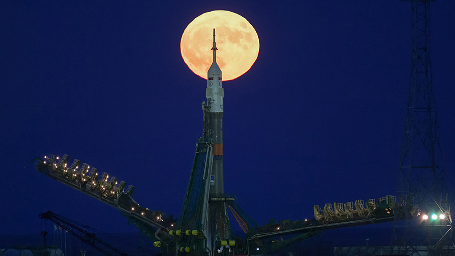 Космические старты: какие спутники отправятся на орбиту этим летом