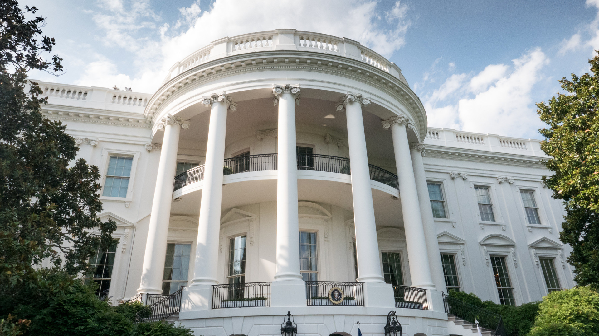 Скарамуччи признал, что неправильно выразил позицию Трампа по санкциям против России
