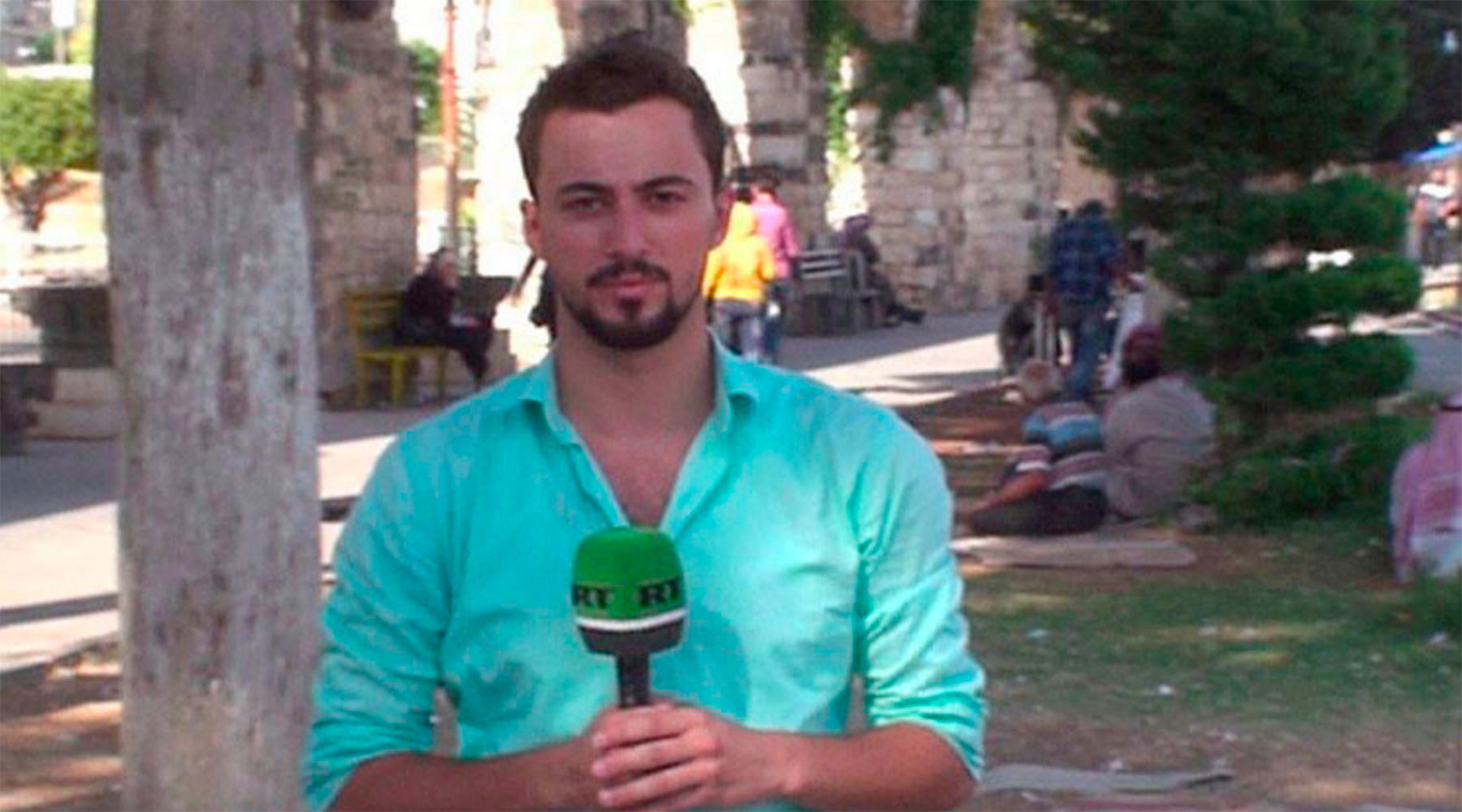 «Боевики ИГ напали на конвой у Хомса»: сотрудничавший с RT Arabic журналист погиб в Сирии