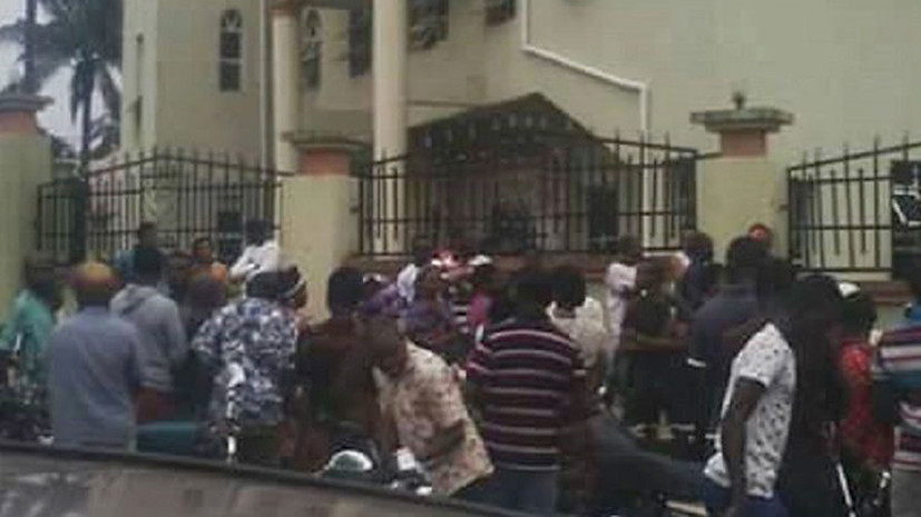 В Нигерии уточнили число погибших при атаке на католическую церковь