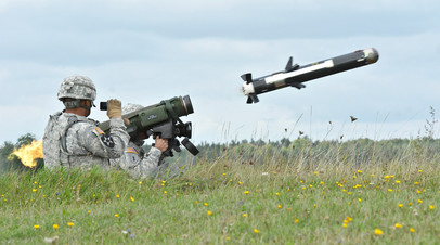 Переносной противотанковый ракетный комплекс (ПТРК) Javelin