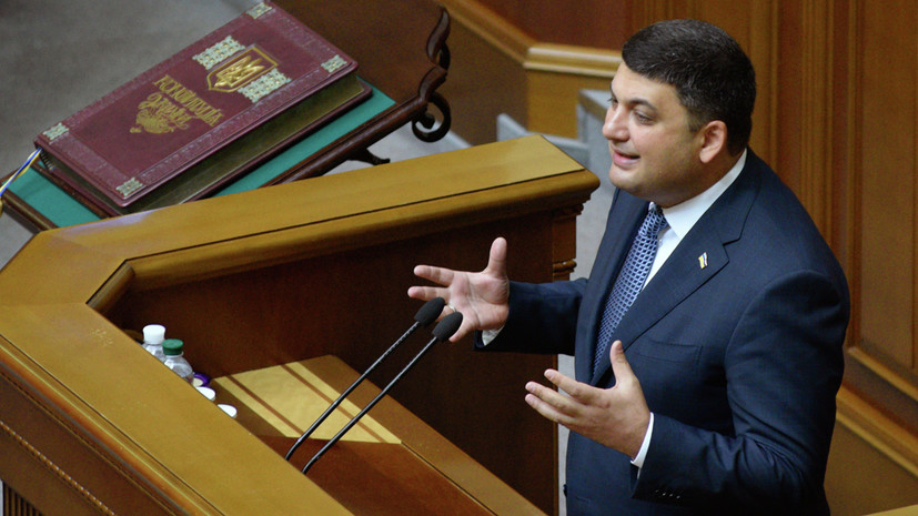 Судебно-медицинский роман: почему украинского премьера обвиняют в нежелании назначить министра здравоохранения