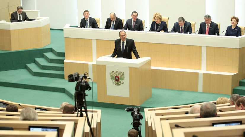 Лавров»