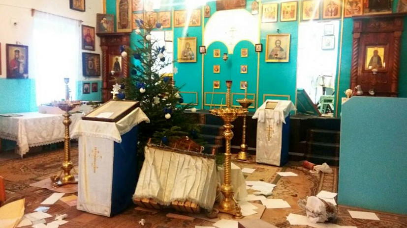 радикалы совершили нападение на храм УПЦ Московского патриархата под Одессой