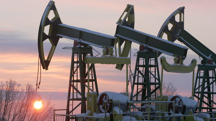 Нефть в курсе: как долго рубль продержится на максимальном за последние четыре месяца уровне