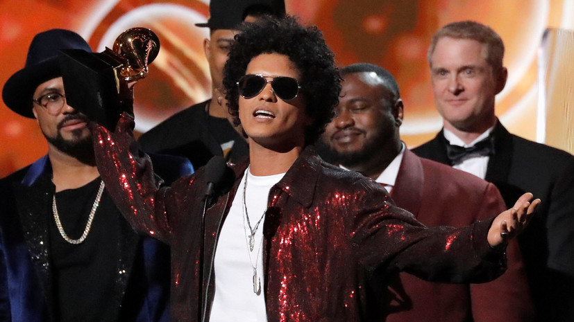 Bruno Mars Poluchil Premiyu Gremmi V Nominacii Pesnya Goda Rt Na Russkom