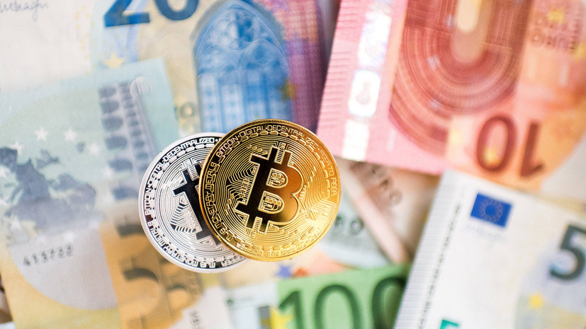 Свободное криптопадение: курс биткоина опустился ниже $8 тысяч