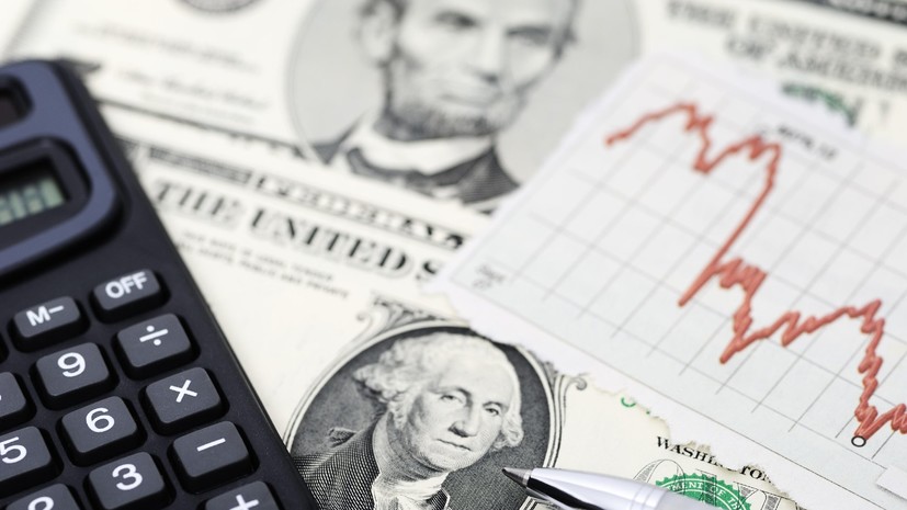 Американское ралли: доллар обновил минимум 2015 года