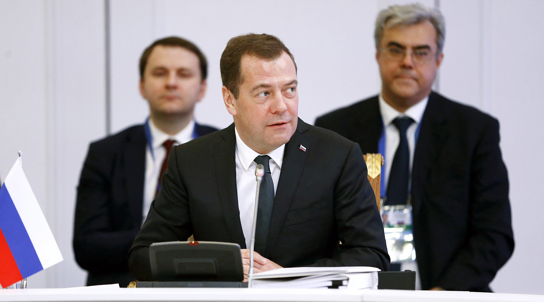 Медведев призвал страны ЕАЭС сблизить подходы по криптовалютам