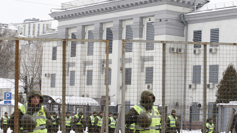 Совфед призвал ООН и ОБСЕ осудить Киев за недопуск в стране россиян к выборам президента
