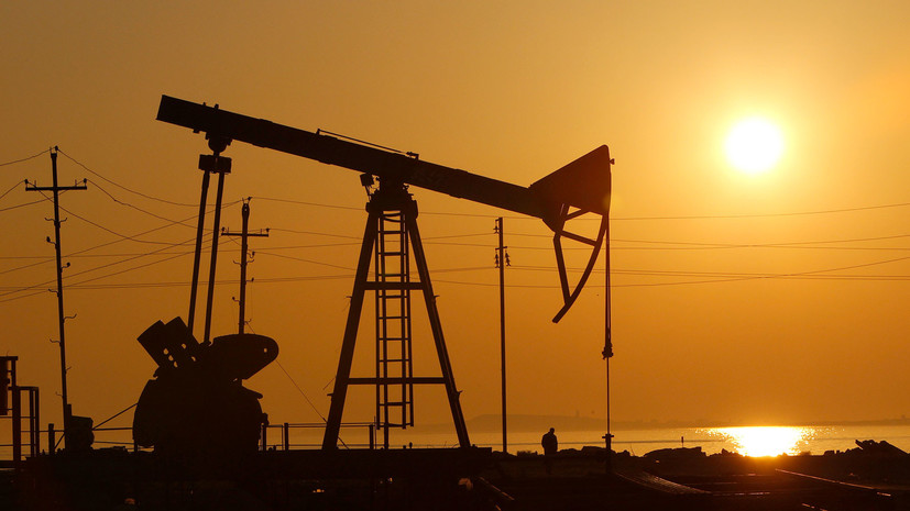Россия выполнила в марте соглашение о сокращении добычи нефти ОПЕК+ на 93,4%