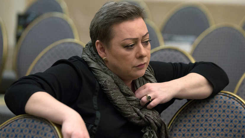Аронова рассказала о причинах «забастовки» перед спектаклем в Сургуте