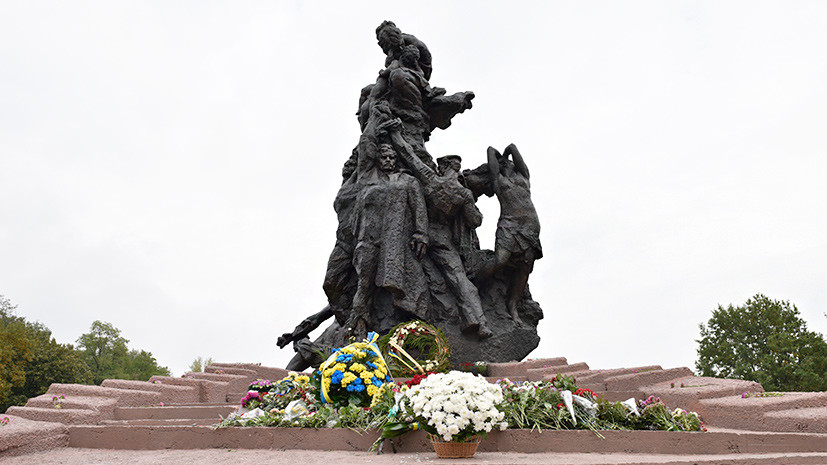 «Профессиональные палачи»: какую роль в холокосте на Украине сыграли местные националисты (ФОТО)