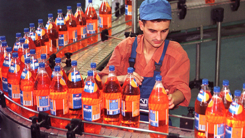 СМИ рассказали о гневе шотландцев на Трампа из-за запрета пить Irn-Bru на его курорте