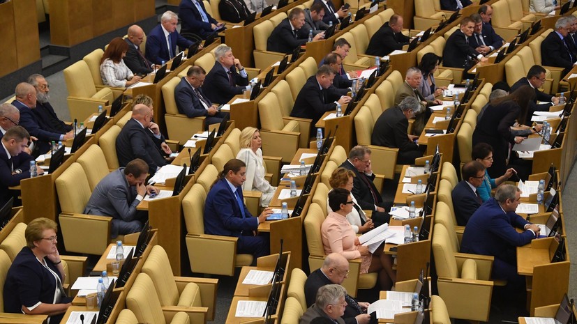 В Госдуму внесён проект об упрощении получения гражданства ветеранами