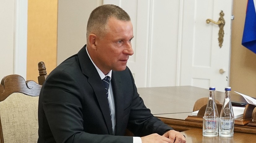 Медведев предложил на пост главы МЧС Евгения Зиничева