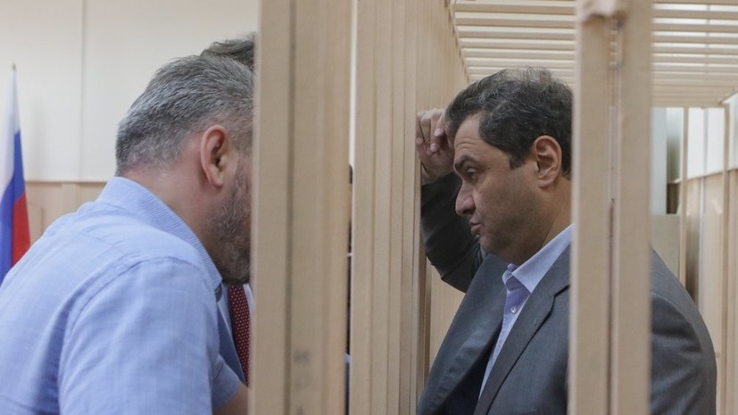 Защита просит отпустить Пирумова под домашний арест