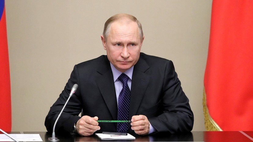 Путин сказал, что мог бы лучше учиться в школе