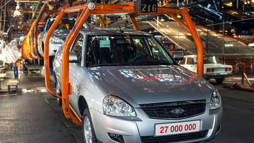 СМИ сообщили, что АвтоВАЗ намерен прекратить производство Lada Priora