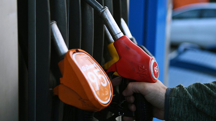 ФАС признала ошибку в обвинении «Роснефти» в росте цен на бензин ФАС признала ошибку в обвинении «Роснефти» в росте цен на бензин