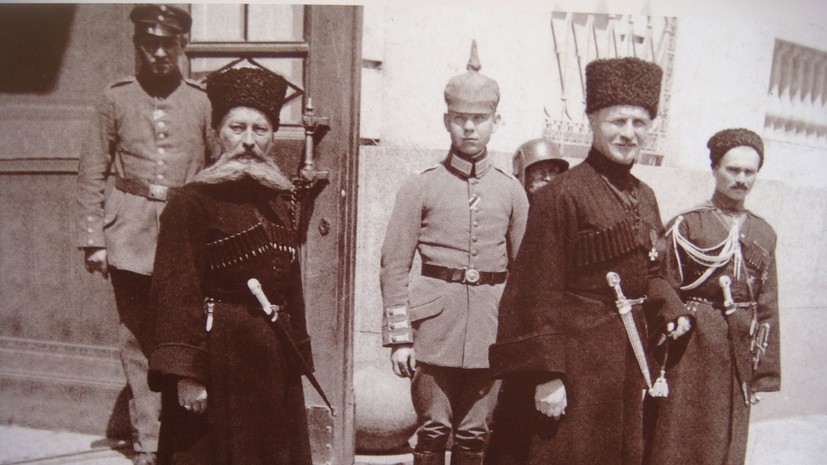 Гетман Скоропадский с представителями германской армии