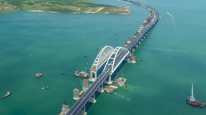 С опережением графика: установлена последняя свая железнодорожной части Крымского моста
