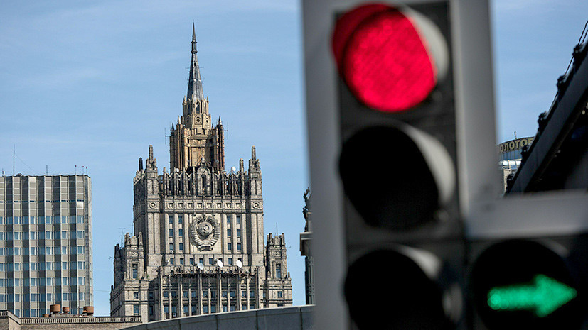 «Не оставляем недружественные акты без ответа»: в России назвали причину закрытия въезда в страну ряду эстонских граждан