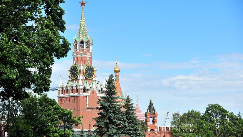 В Кремле рассказали о темах телефонного разговора Путина и Порошенко